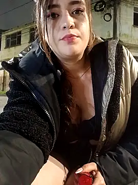 miss_berlyn's cam snapshot