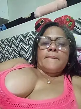 Angie_milf50's cam snapshot