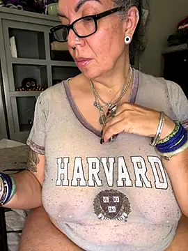 dieseldame1313 live sex cam