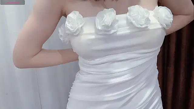 LtReina live sex cam