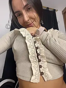 Scarlett05 live sex cam