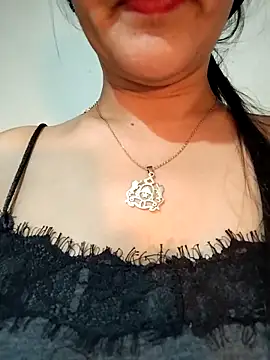 lolo890 live sex cam