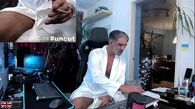 OnlineBossUK live sex cam