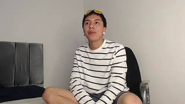 alex-lover's cam snapshot