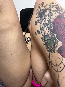 Zyrella's cam snapshot