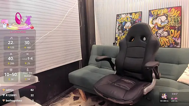 AnitaBrook's cam snapshot