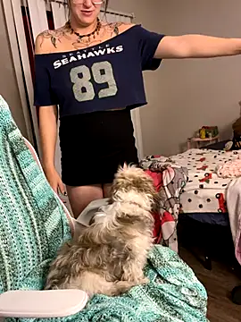 SafeinouterSpace's cam snapshot