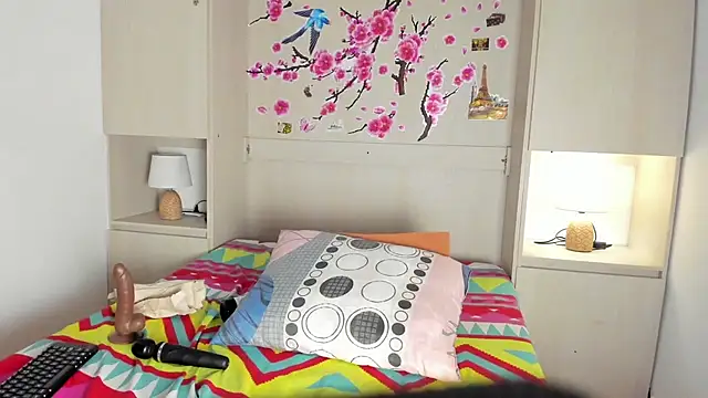 EmaRhodes's cam snapshot