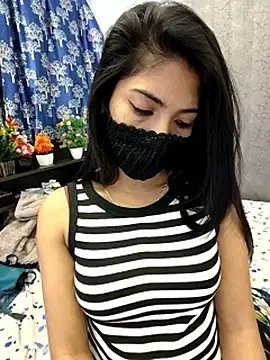 priya_26's cam snapshot