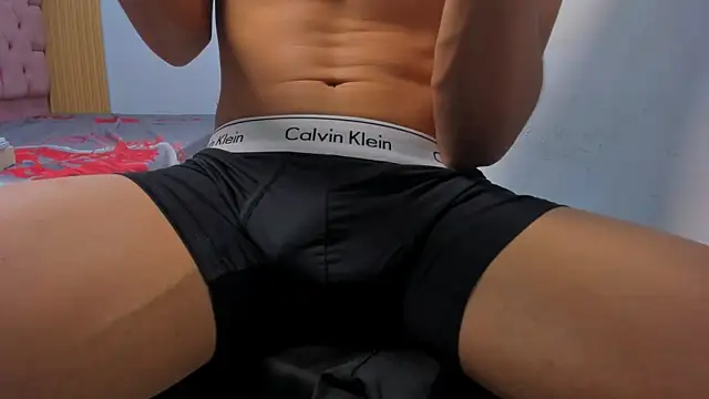 lunay_bigcock420's cam snapshot