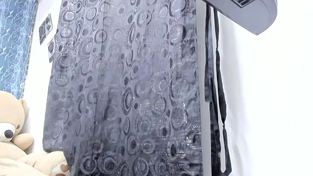 exotic_hot_couple live sex cam