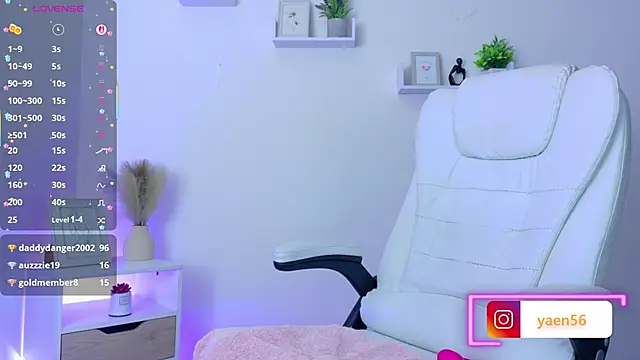 Liah__19's cam snapshot