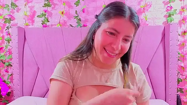 Alyy_Brown's cam snapshot