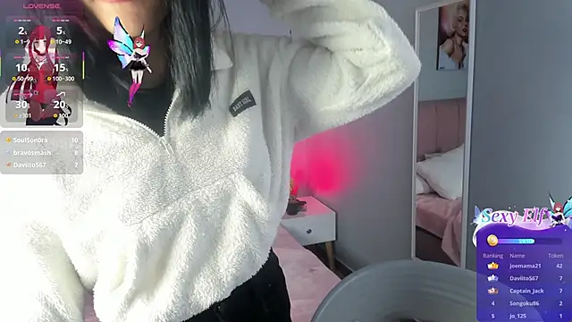 ela_petit's cam snapshot