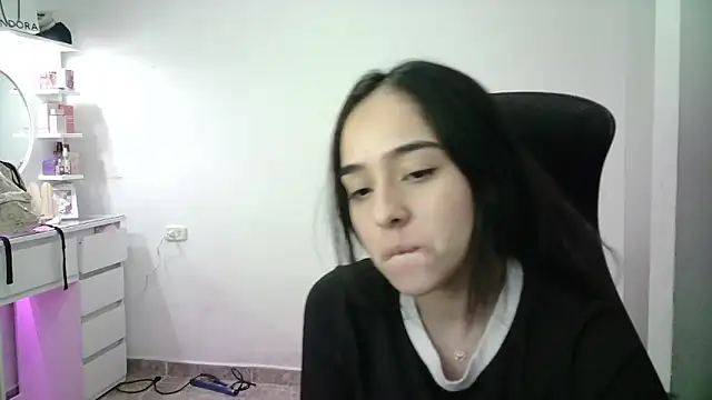 aineangeel live sex cam