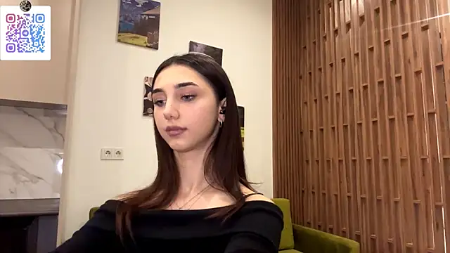 LinaMour's cam snapshot