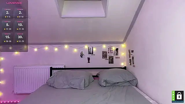 kittenmonik4xX live sex cam