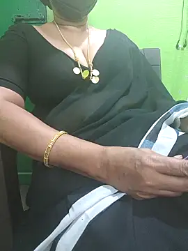 niiveditha's cam snapshot