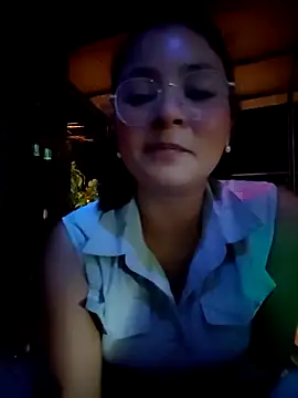 Lily-o's cam snapshot