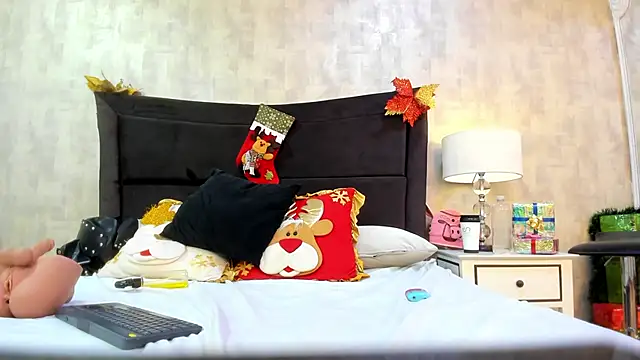 BarbaraLeython1 live sex cam