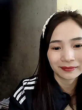 Pig_pig11's cam snapshot