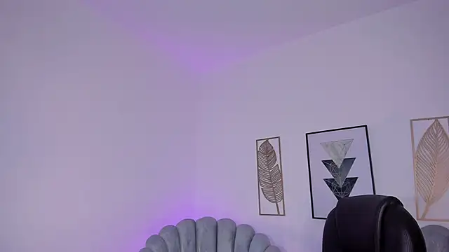 zharaa_fox's cam snapshot