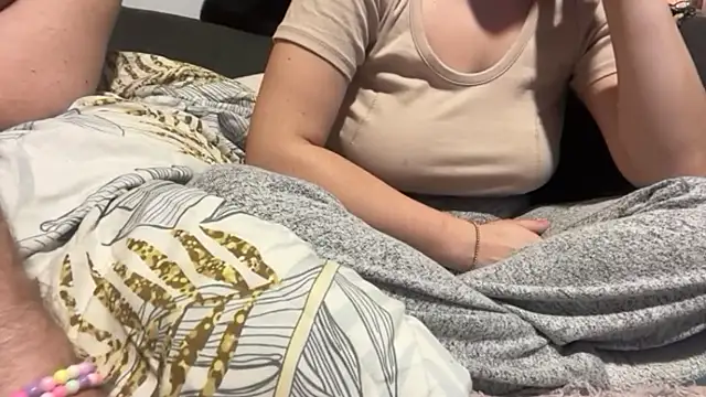 houy111111's cam snapshot