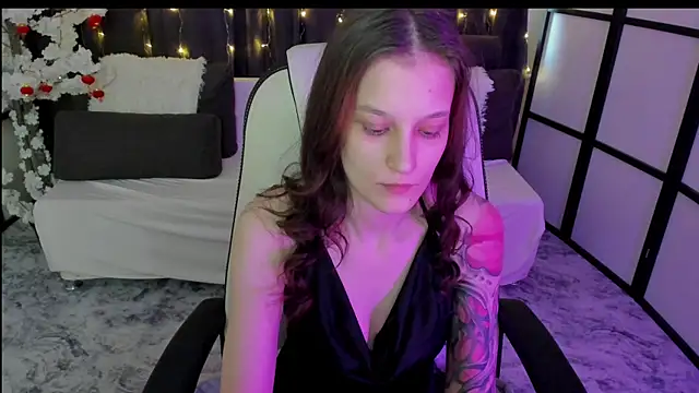 KrisDoeil's cam snapshot