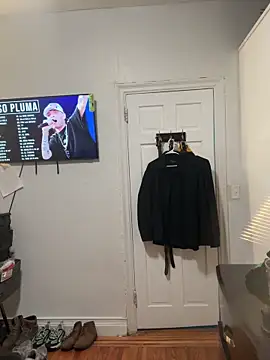 ElegantDic's cam snapshot