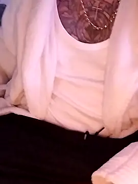 LoGanDiamond's cam snapshot