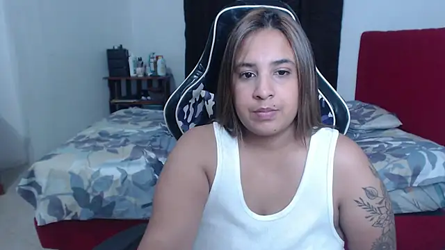 KathyHardcore69's cam snapshot