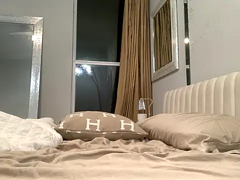 Alyssa_rhoades live sex cam