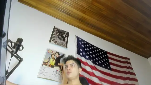 charlie_hotxxx live sex cam