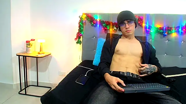 eren_jeager live sex cam