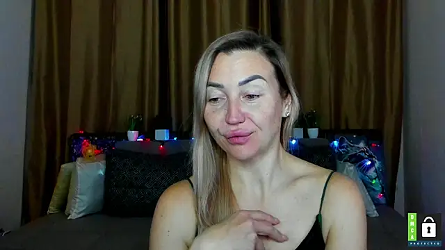 Kiss_julli88I's cam snapshot