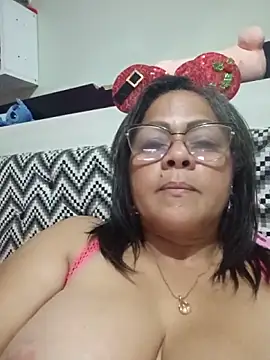 Angie_milf50's cam snapshot