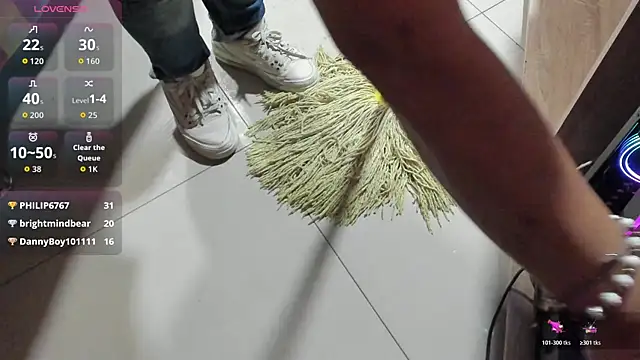 MilfBrenda's cam snapshot