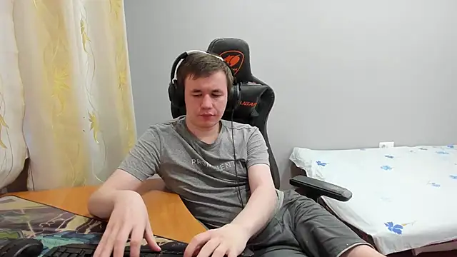 iliaskrislove live sex cam