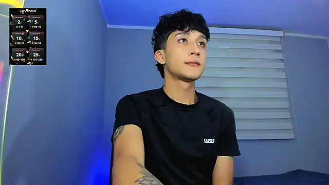 tom_Howard live sex cam