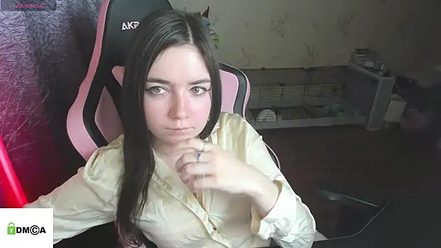 Crazy_forest_fairy's cam snapshot