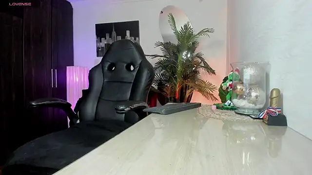 Amaia_Bushida's cam snapshot