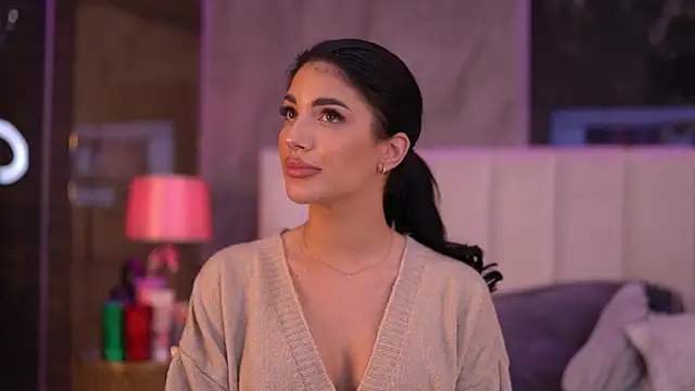 RaisaKali live sex cam