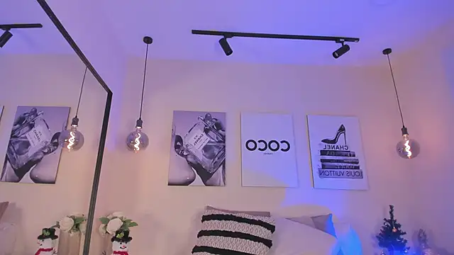 Blue_Angell's cam snapshot