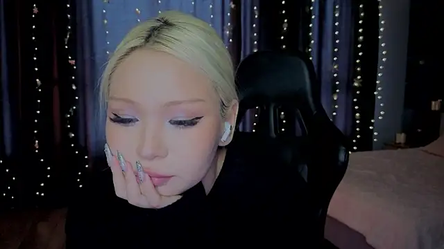 RileyMee's cam snapshot