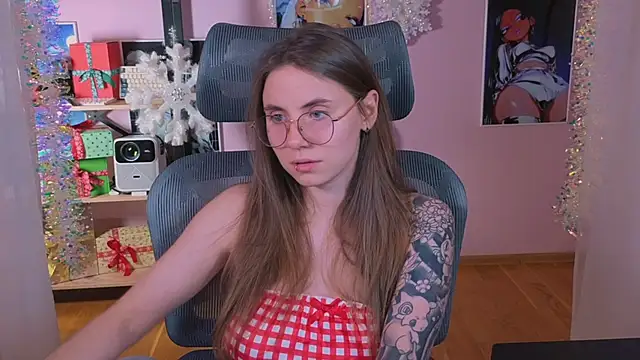 _AnnaStark_'s cam snapshot