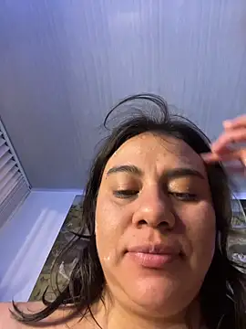 Poli_amor2025 live sex cam