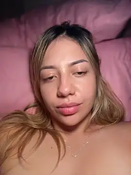 MissCat_'s cam snapshot