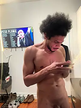 ElegantDic live sex cam