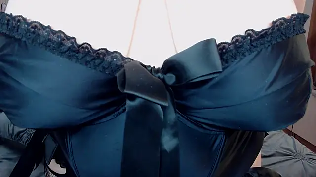 Victoria_BBW's cam snapshot