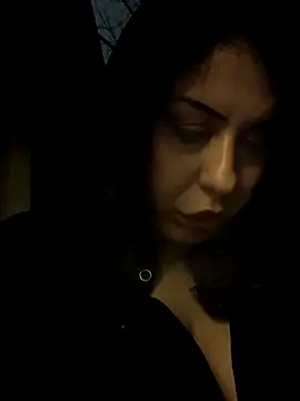 holyeroticss live sex cam